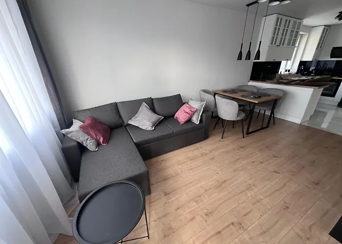 Al Jana Pawla דירה צ'סטוצ'ובה